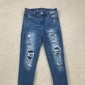 american eagle ripped jeans